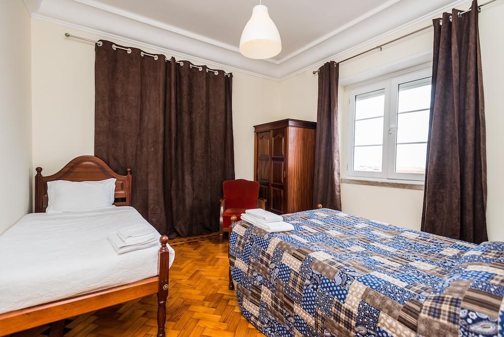 Apartamentos Lux Dinastia Lisboa Habitación foto