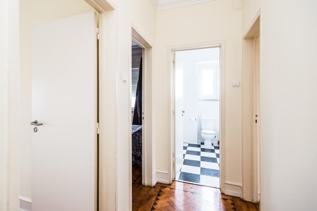 Apartamentos Lux Dinastia Lisboa Habitación foto