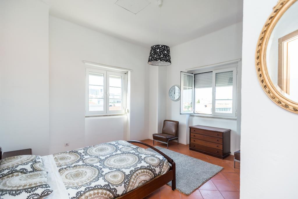 Apartamentos Lux Dinastia Lisboa Habitación foto
