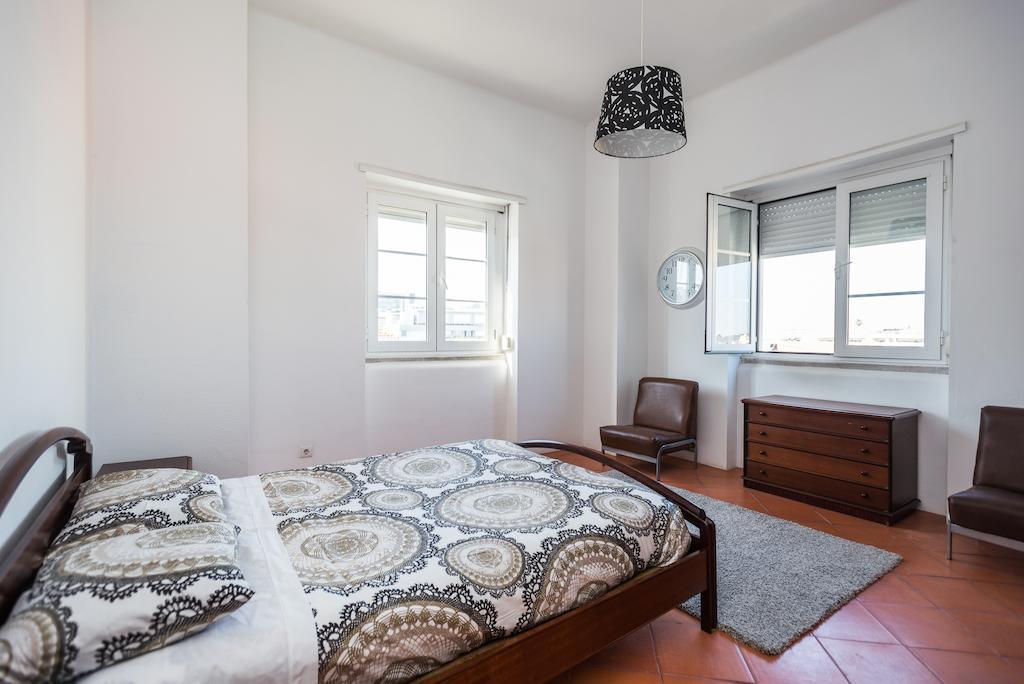 Apartamentos Lux Dinastia Lisboa Habitación foto